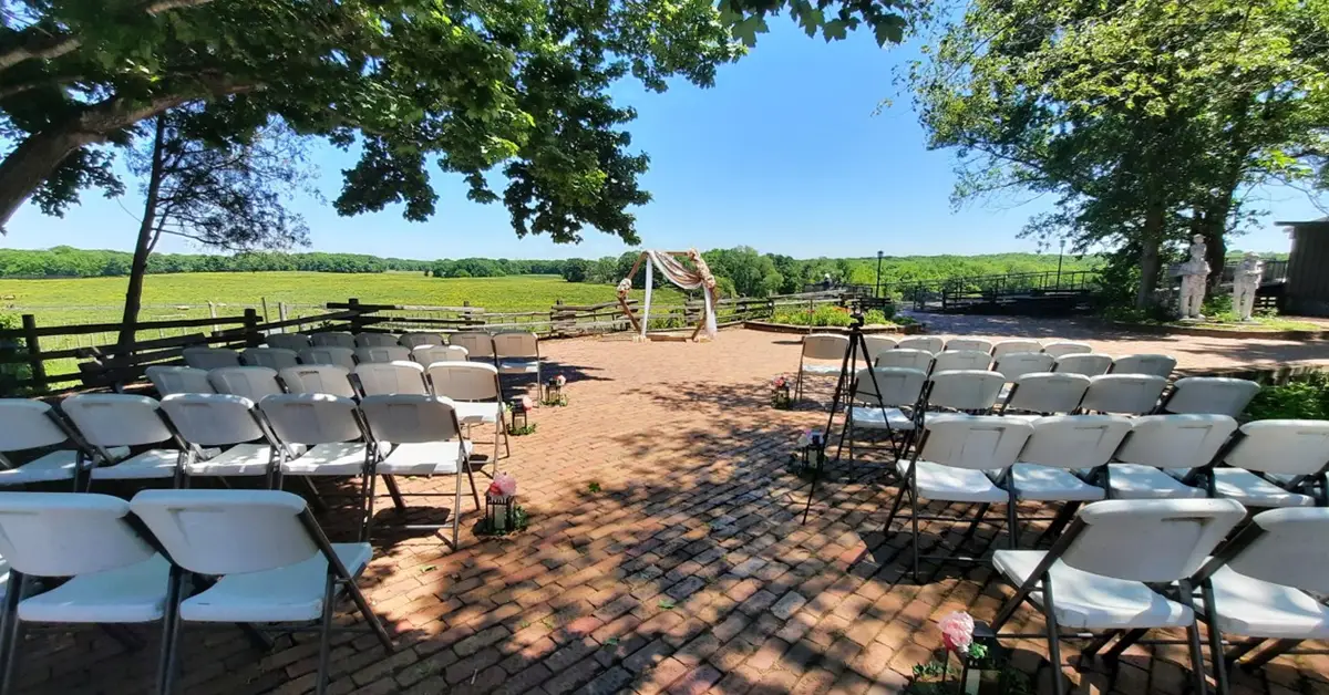 Hespell Bricks wedding venue at Wildlife Prairie Park