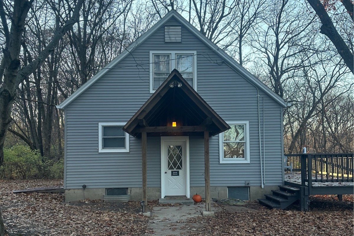 Cabin on the Hill at Wildlife Prairie Park Cabin on the Hill at Wildlife Prairie Park