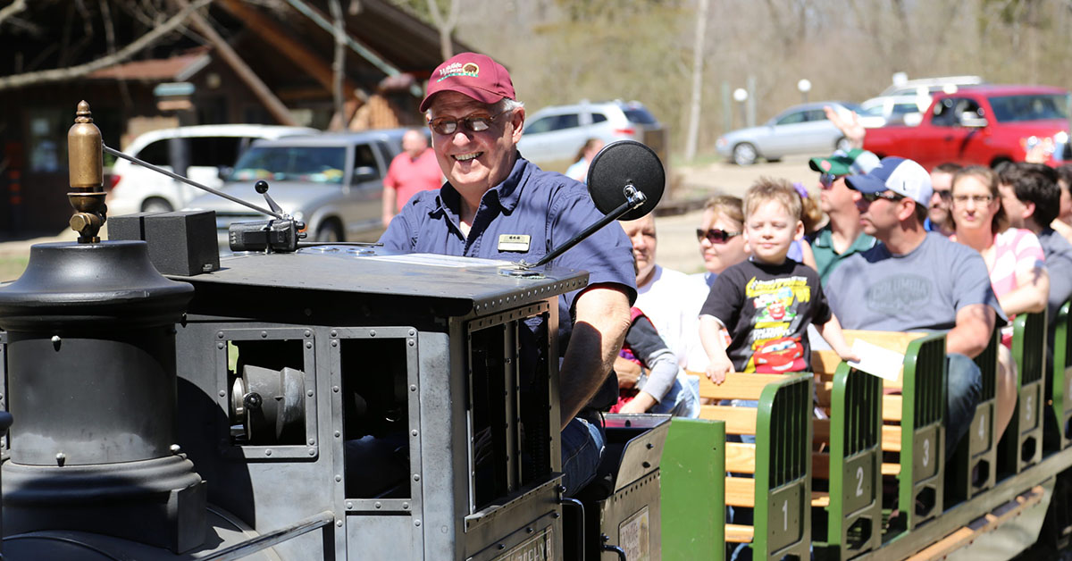 Become a Volunteer at Wildlife Prairie Park